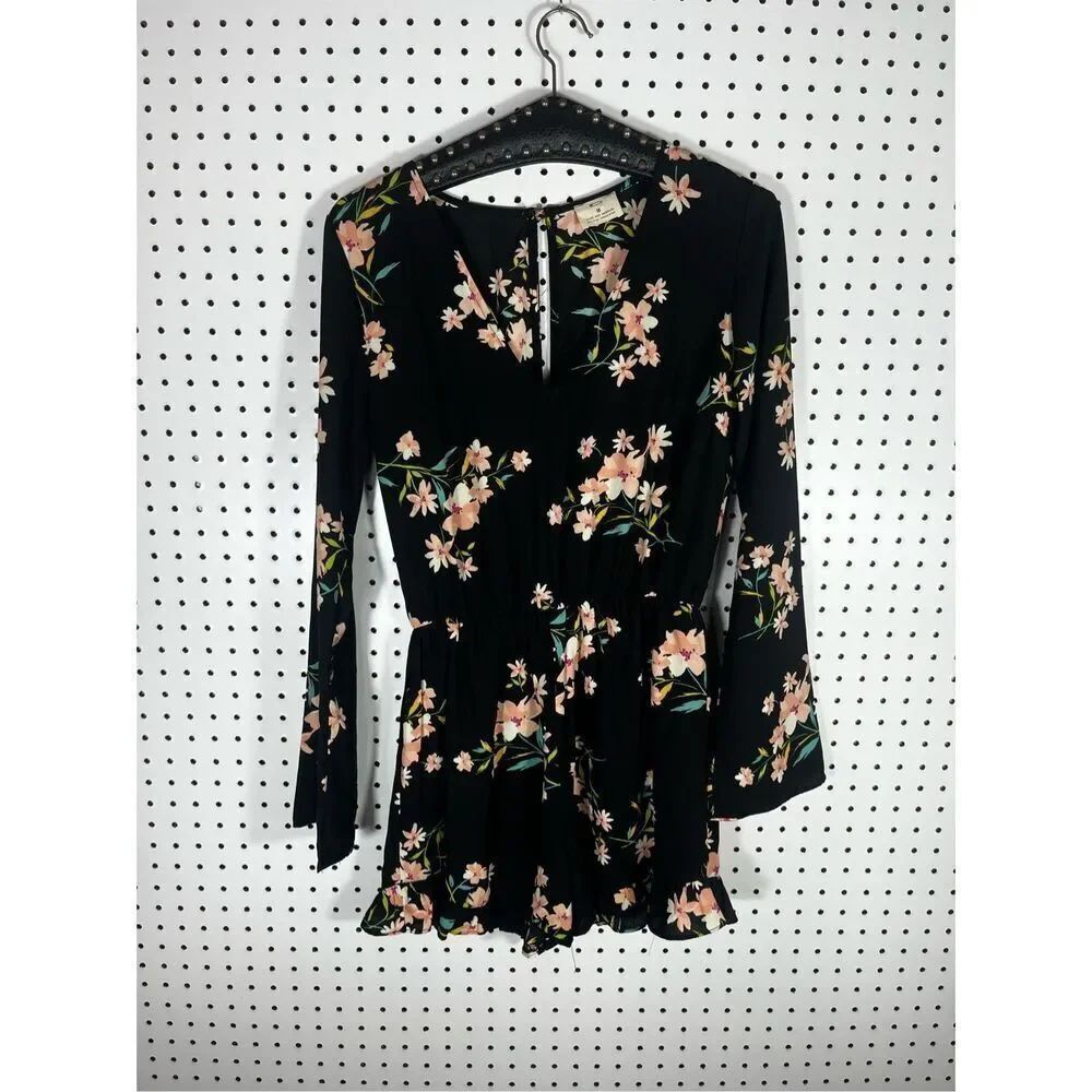 Pins & Needles floral romper size M